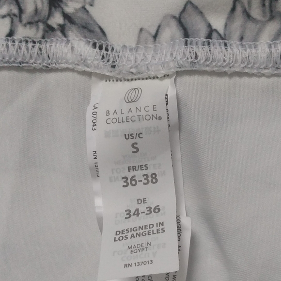 Balance Collection Size Small NWT  Tights/Leggings $30 - Picture 3 of 4